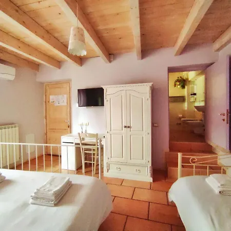 Rocca Dell'innominato Bed & Breakfast Lecco