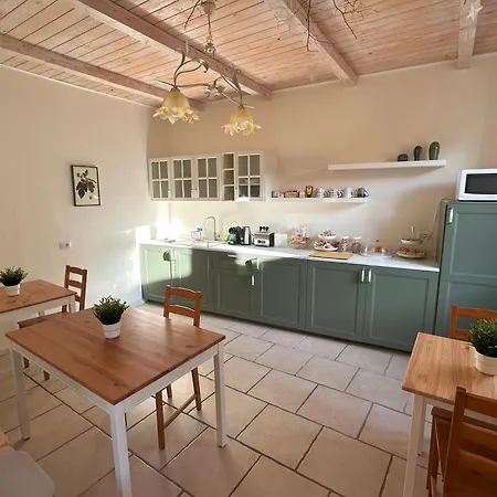 Bed & Breakfast Rocca Dell'innominato 3*