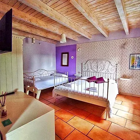 Rocca Dell'innominato Bed & Breakfast