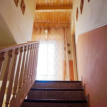 Rocca Dell'innominato Bed & Breakfast Lecco