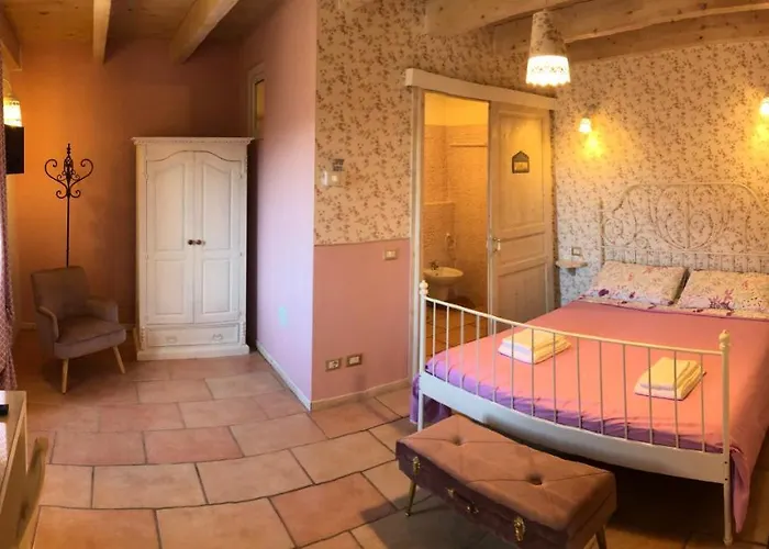 Rocca Dell'innominato Oda ve Kahvaltı