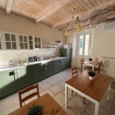 Bed & Breakfast Rocca Dell'innominato 3*