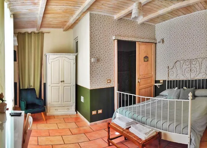 Rocca Dell'innominato 3* Lecco